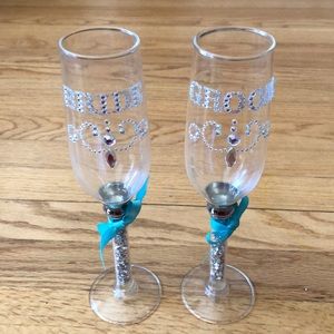 Customized bride and groom wedding flutes
